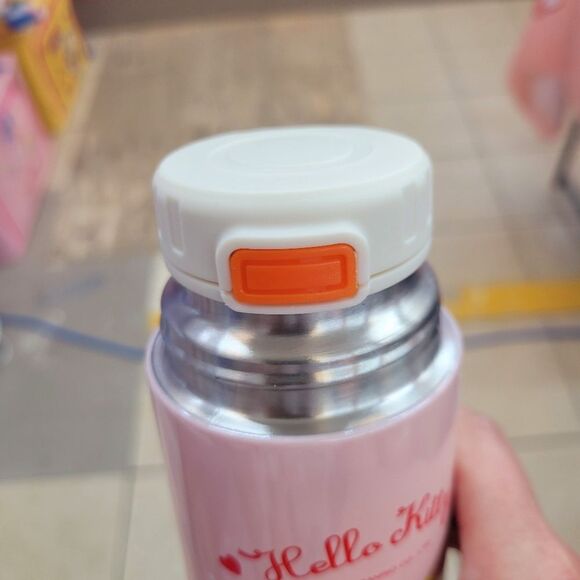 Brand New Sanrio Hello Kitty Thermal Bottle Size: 460ml - Picture 7 of 14